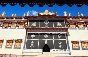 Temple Songzanlin dans la ville de Zhongdian (Shanghai-la), province du Yunnan en Chine