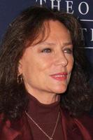 Los angeles, oct 24 - jacqueline bisset à la théorie de tout première au théâtre ampas samuel goldwyn le 24 octobre 2014 à beverly hills, ca photo