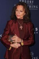 Los angeles, oct 24 - jacqueline bisset à la théorie de tout première au théâtre ampas samuel goldwyn le 24 octobre 2014 à beverly hills, ca photo