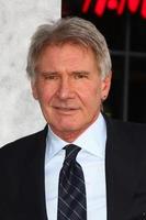 Los angeles, 9 avril - harrison ford arrive à la 42 première au théâtre chinois le 9 avril 2013 à los angeles, ca photo