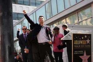 los angeles, oct 9 - jordan knight au new kids on the block hollywood walk of fame star cérémonie à hollywood boulevard le 9 octobre 2014 à los angeles, ca photo