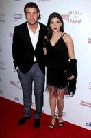 los angeles, 11 mars - james wolk, amanda setton au gala d'intronisation du 23e temple de la renommée de l'académie de télévision à l'hôtel beverly wilshire le 11 mars 2014 à beverly hills, ca photo