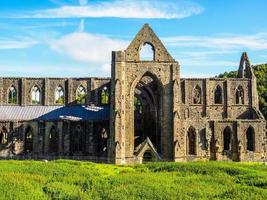 hdr abbaye de tintern abaty tyndyrn à tintern photo