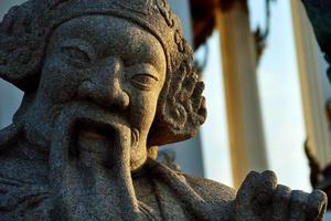 statue dans le temple de sutat