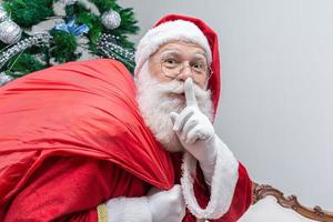 père noël avec sac rouge photo