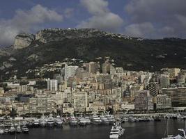 monaco au bord de la méditerranée photo