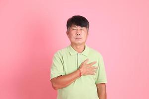 homme asiatique senior photo