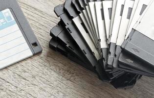pile de disquettes usagées photo