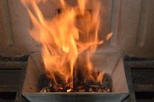 granulés de bois en feu photo