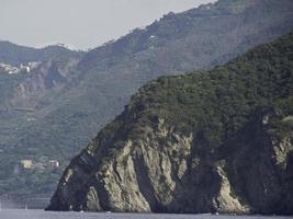 le cinqueterre en italie photo