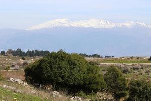 le mont hermon est situé à la frontière d'israël, de la syrie et du liban photo