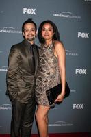 los angeles, 20 avril - lin-manuel miranda, karen olivo arrive à la soirée finale de la série house à cigale le 20 avril 2012 à los angeles, ca photo