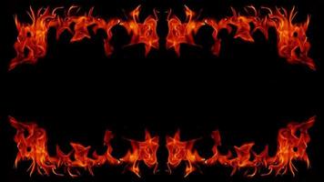 cadre photo de flammes de feu inferno chaud dangereux carrés de feu abstraits sur fond noir pour la conception.