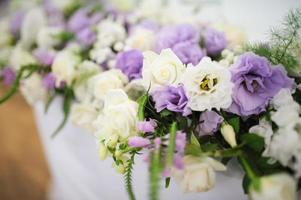 fleurs de décoration de mariage photo