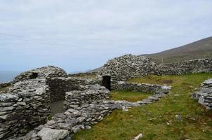 belle collection de huttes de ruche en irlande. photo