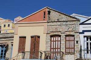 maison sur l'île de symi, grèce photo