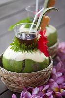 boisson fraîche à la noix de coco