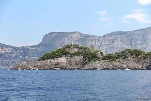 île de la côte amalfitaine, naples, italie photo