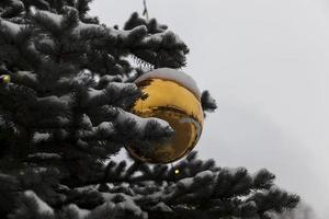 décorations de noël pour les arbres de noël photo