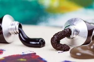 tubes de peinture acrylique pour peindre des tableaux photo