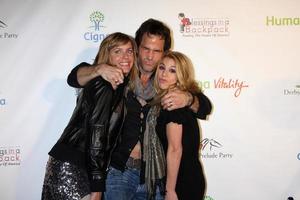 los angeles, jan 12 - arianne zucker, shawn christian, kate mansi arrive à la soirée prélude du derby de los angeles à l'hôtel london hollywood le 12 janvier 2012 à west hollywood, ca photo