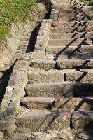 vieil escalier en pierre photo