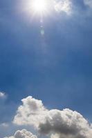 ciel bleu et nuages photo