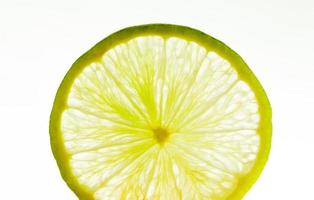 tranche de citron vert frais photo