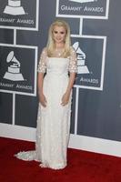 Los angeles, 10 février - mika newton arrive à la 55e cérémonie des Grammy Awards au Staples Center le 10 février 2013 à los angeles, ca photo