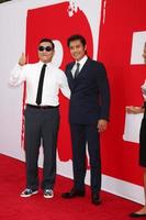 Los angeles, 11 juillet - psy, byung-hun lee arrive à la première rouge 2 au théâtre du village le 11 juillet 2013 à westwood, ca photo