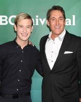 los angeles, jan 14 - tyler henry, michael corbett au nbcuniversal cable tca press day hiver 2016 à l'hôtel langham huntington le 14 janvier 2016 à pasadena, ca photo