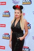 Los angeles, 25 février - alli simpson au radio disney music awards 2015 au nokia theatre le 25 avril 2015 à los angeles, ca photo