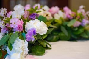 arrangement de fleurs d'oeillets photo