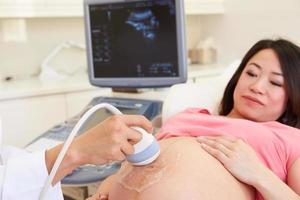 femme enceinte, avoir, échographie 4d photo