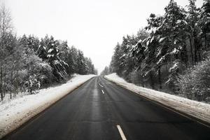 chemin d'hiver. Piste. photo