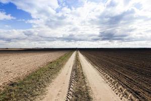 labouré pour les terres cultivées photo