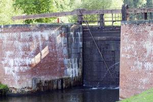 ancien barrage, gros plan photo