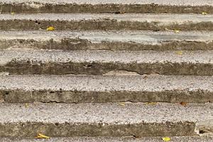 vieil escalier qui s'effondre photo