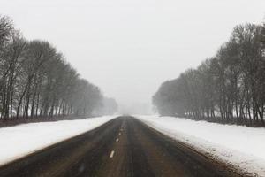 route sous la neige photo