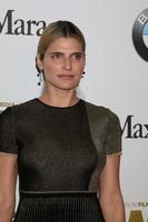 Los angeles, jun 15 - lake bell au women in film 2016 crystal and lucy awards au beverly hilton hotel le 15 juin 2016 à beverly hills, ca photo