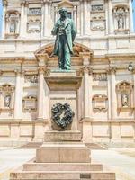 statue hdr manzoni, milan photo