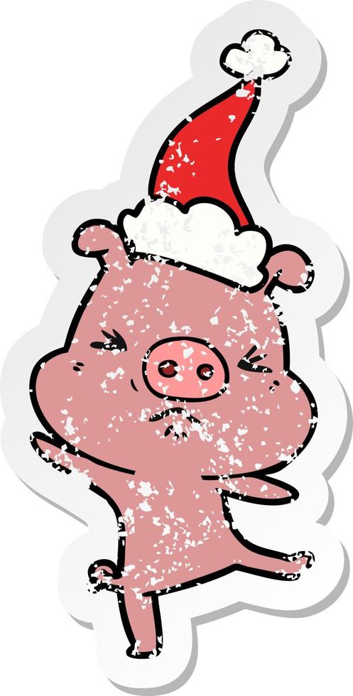 dessin animé autocollant en détresse d'un cochon furieux portant un bonnet de noel vecteur