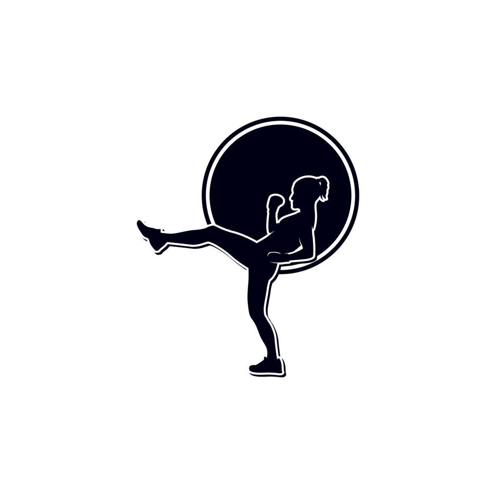 silhouette de fille de boxe dans la conception de logo de combat vecteur