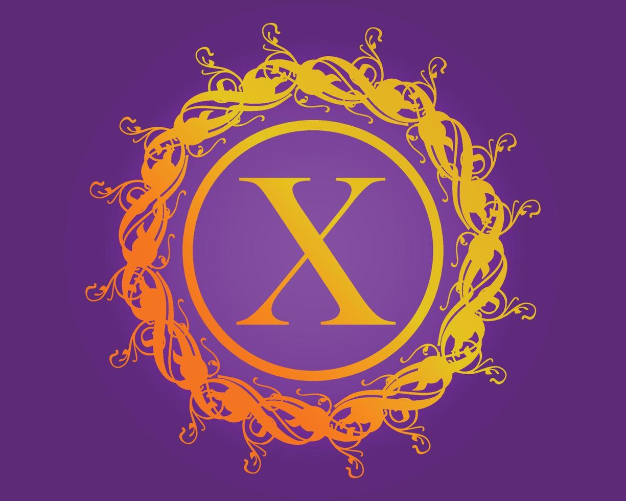 création de logo fleur dorée avec lettre x. emblème d'or de luxe, nom de marque ou de société. icône florale ronde pour salon de bijoux, boutique, magasin de cosmétiques, boutique vecteur