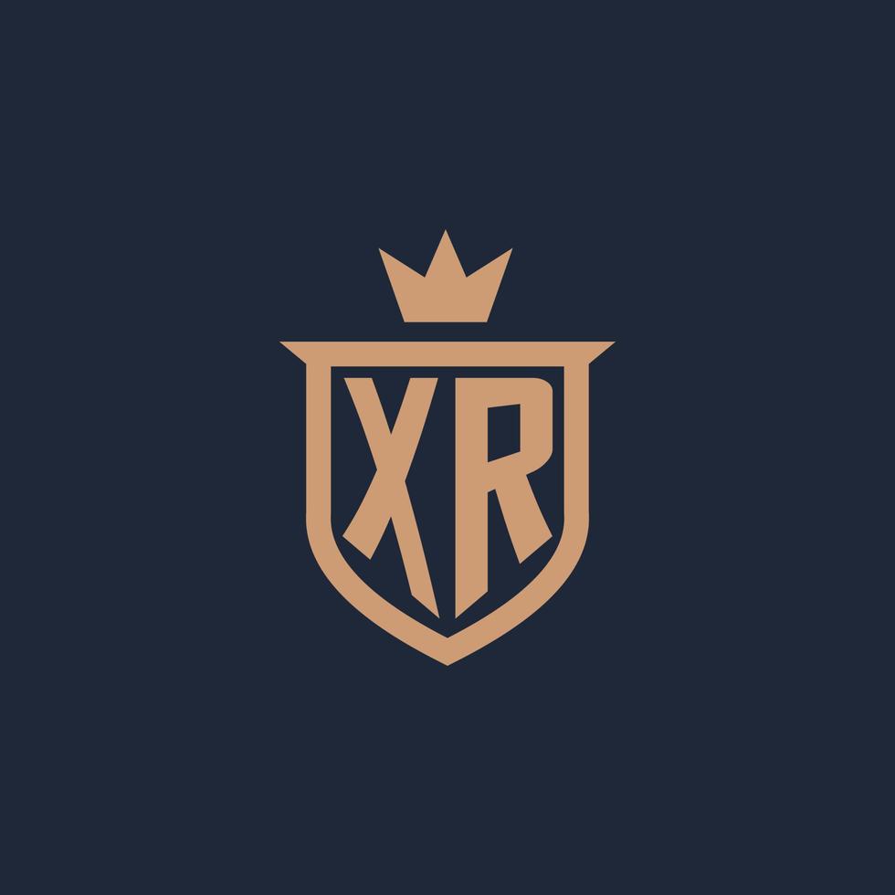 logo initial monogramme xr avec style bouclier et couronne vecteur
