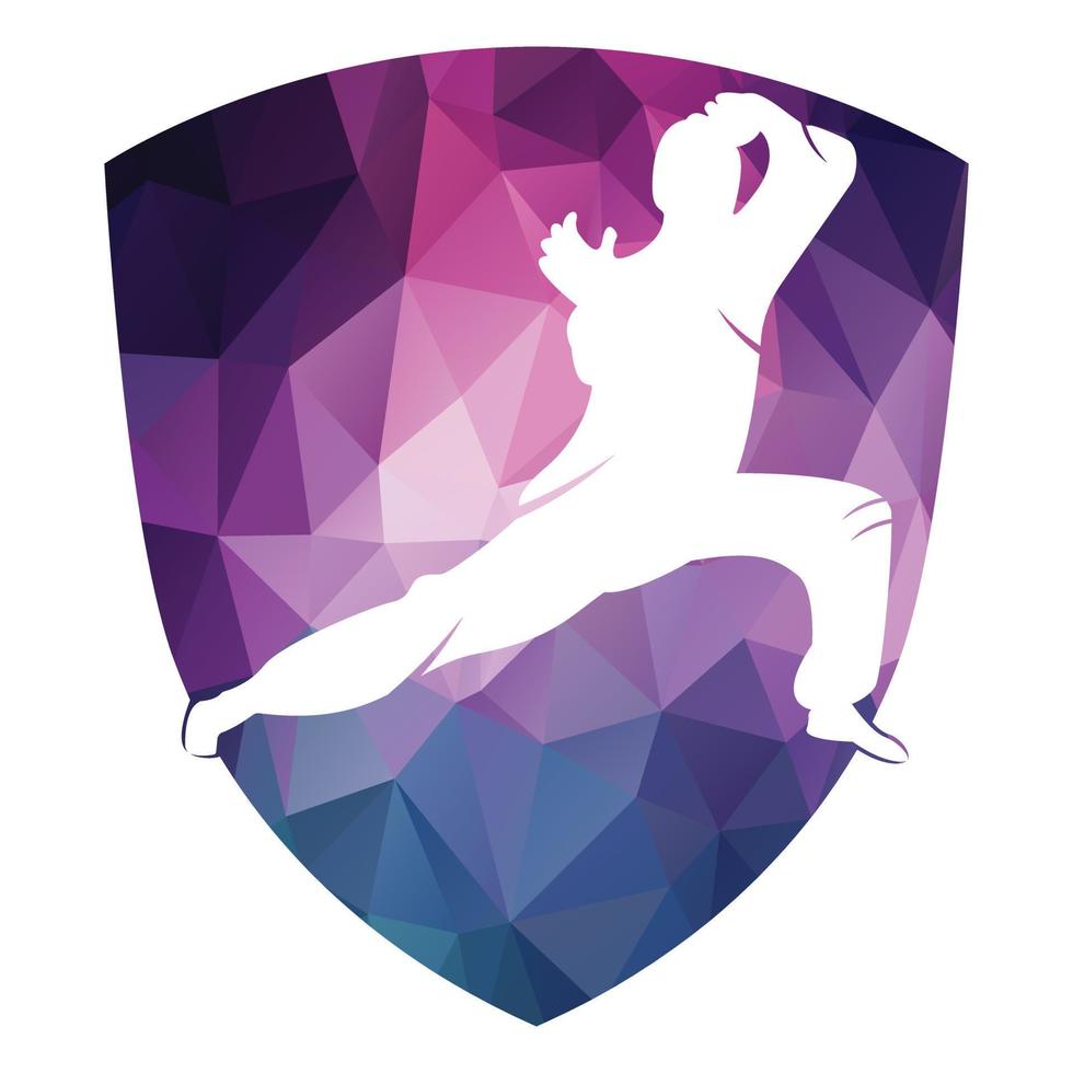 logo de sport de karaté. vecteur de silhouette d'art martial, création de logo de sport de combat.