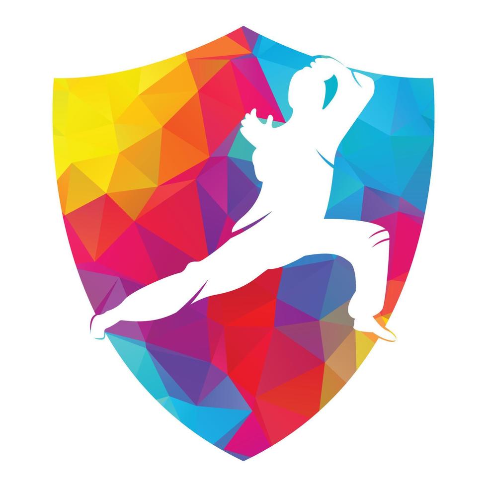 logo de sport de karaté. vecteur de silhouette d'art martial, création de logo de sport de combat.