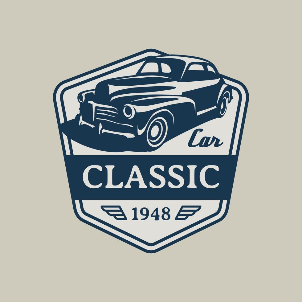 style vintage dessiné à la main d'insigne de voitures musculaires et classiques vecteur