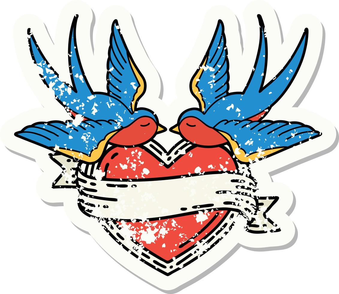 tatouage d'autocollant en détresse dans le style traditionnel des hirondelles et d'un coeur avec bannière vecteur