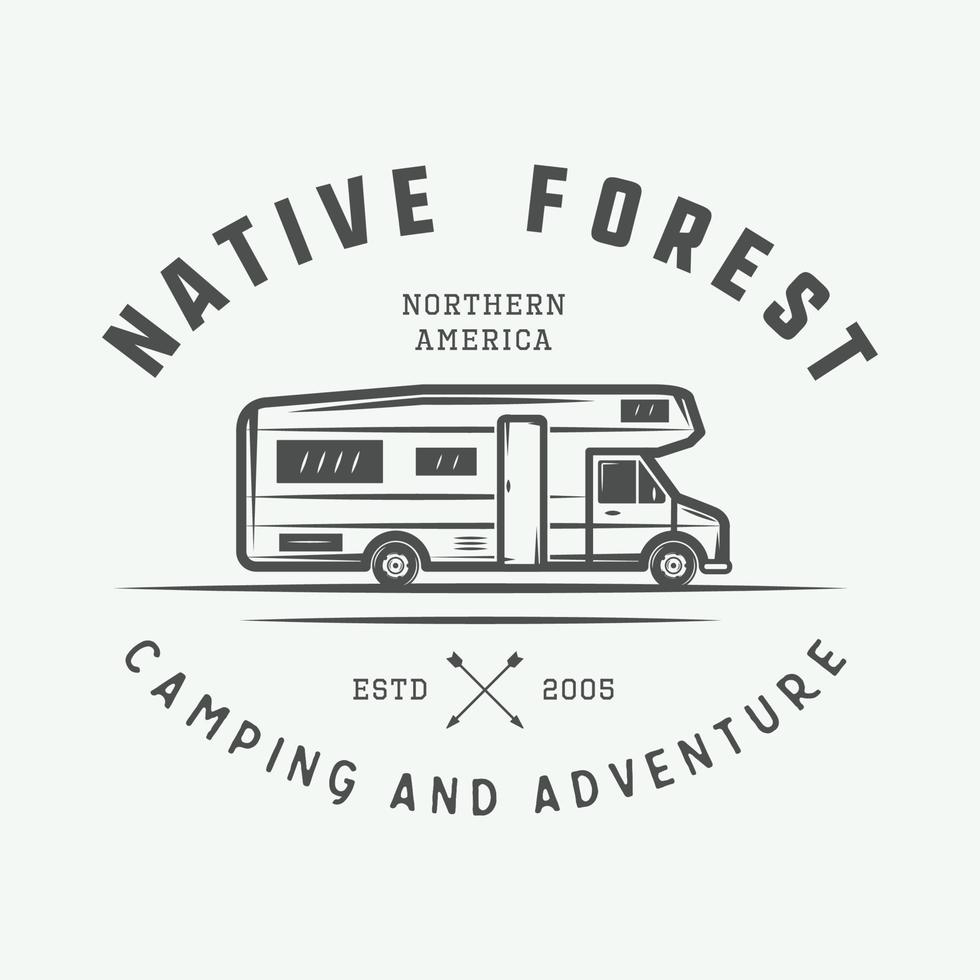 logo de camping vintage en plein air et d'aventure, insigne, étiquettes, emblème, marque. art graphique. illustration vectorielle. vecteur